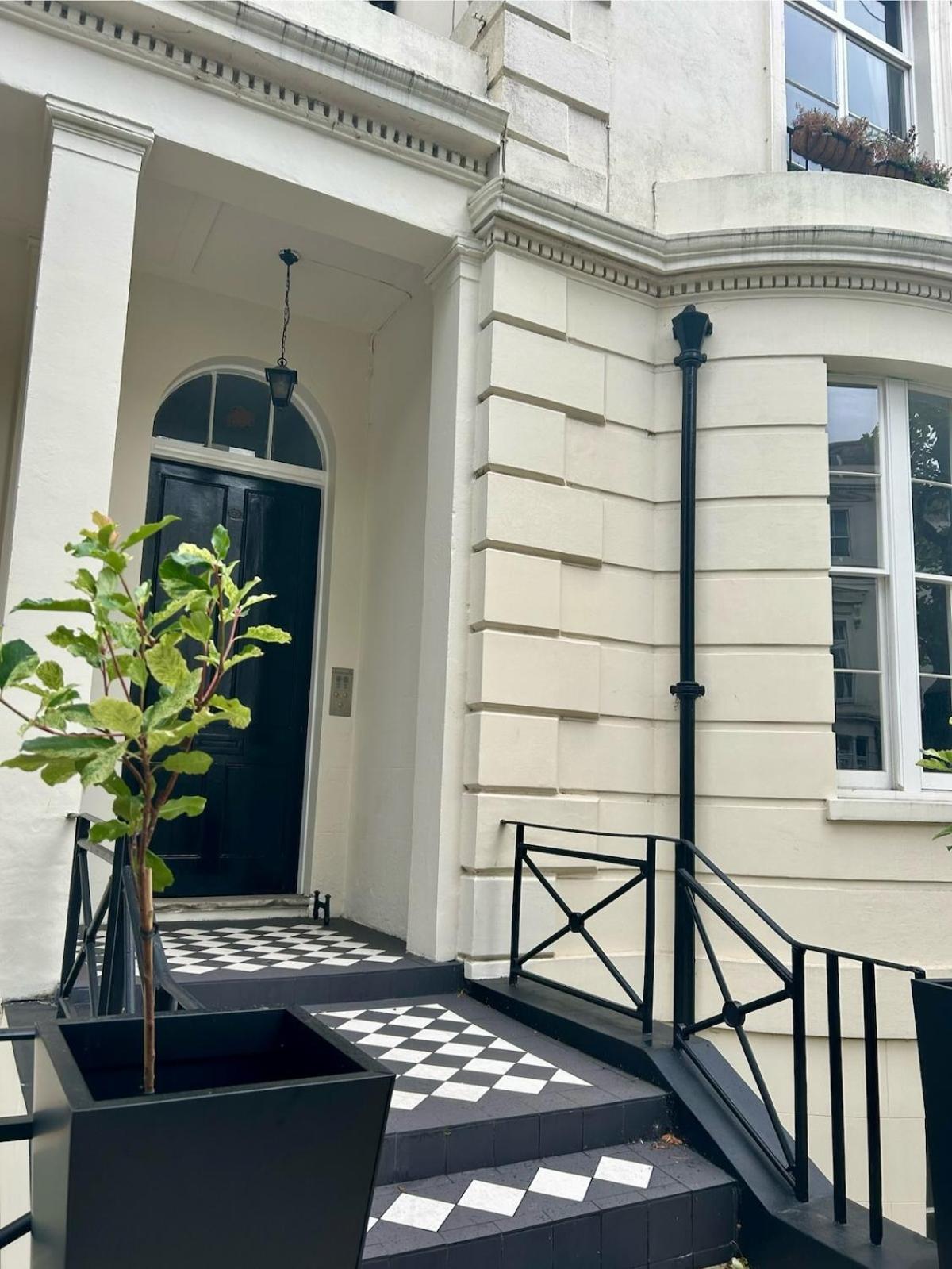 Luxury In Zone 1 Apartment London